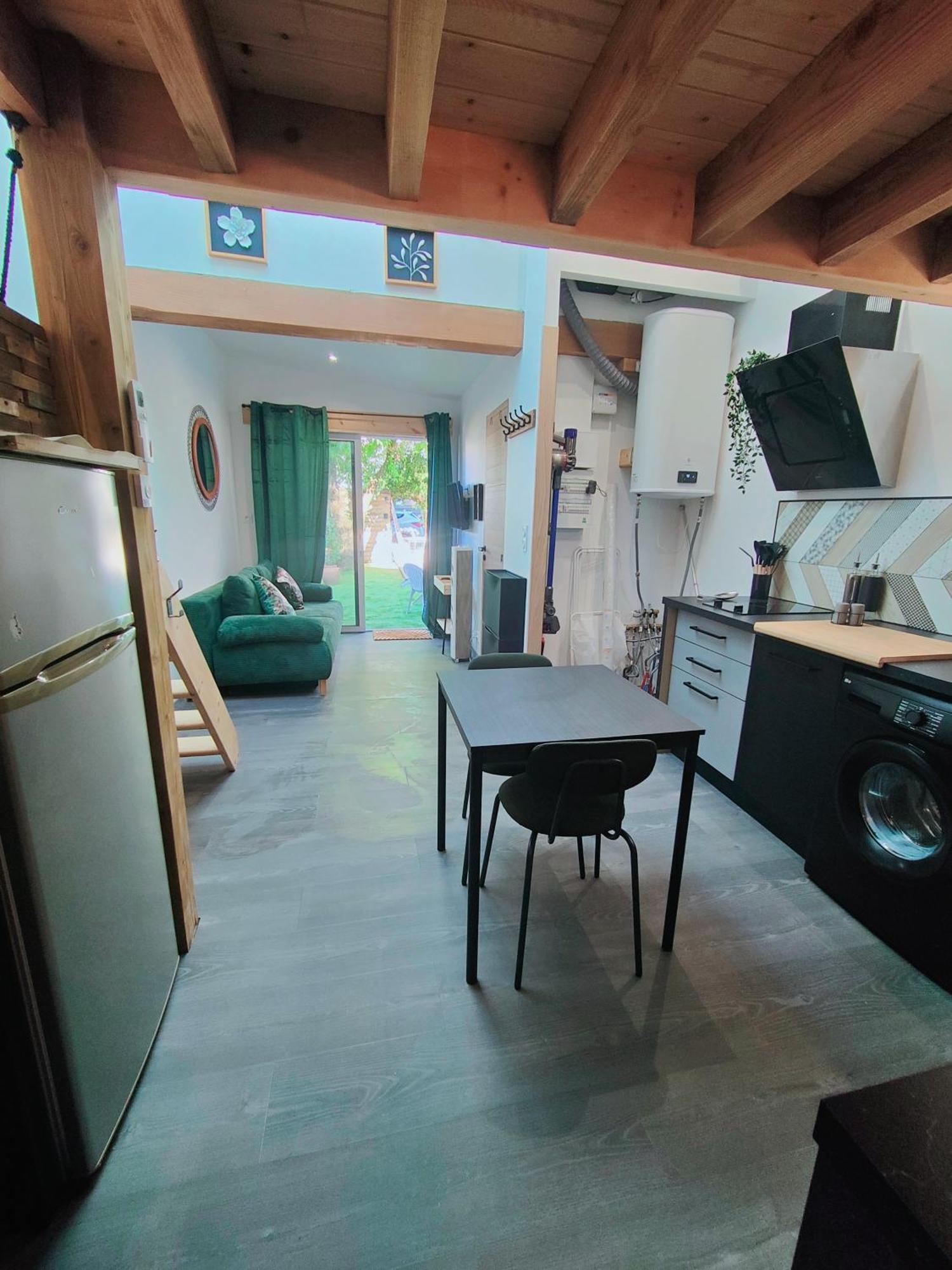Tiny House Avec Jardin Et Acces Piscine Chauffee Βίλα Saint-Medard-en-Jalles Εξωτερικό φωτογραφία